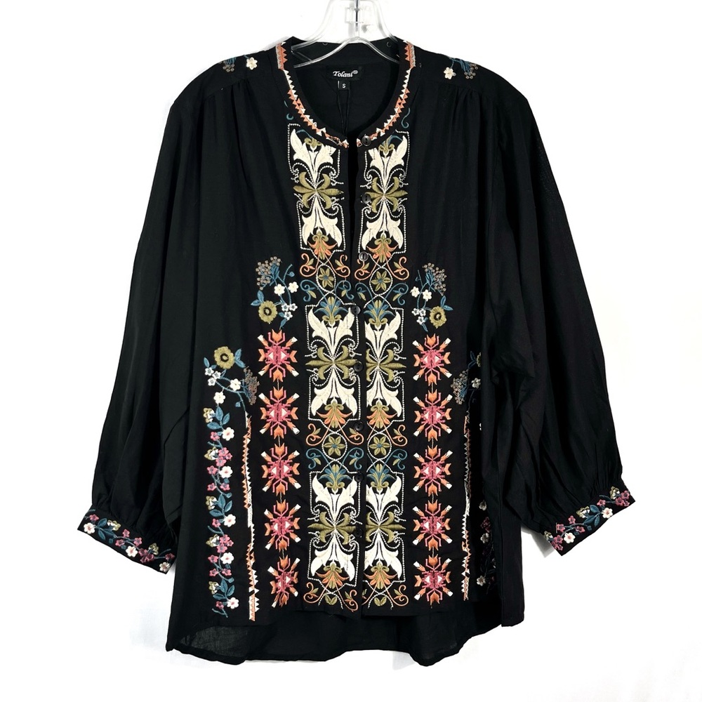 Tolani Floral Embroidered Button Down Blouse NWT Small S Bohemian Peasant Whimsy